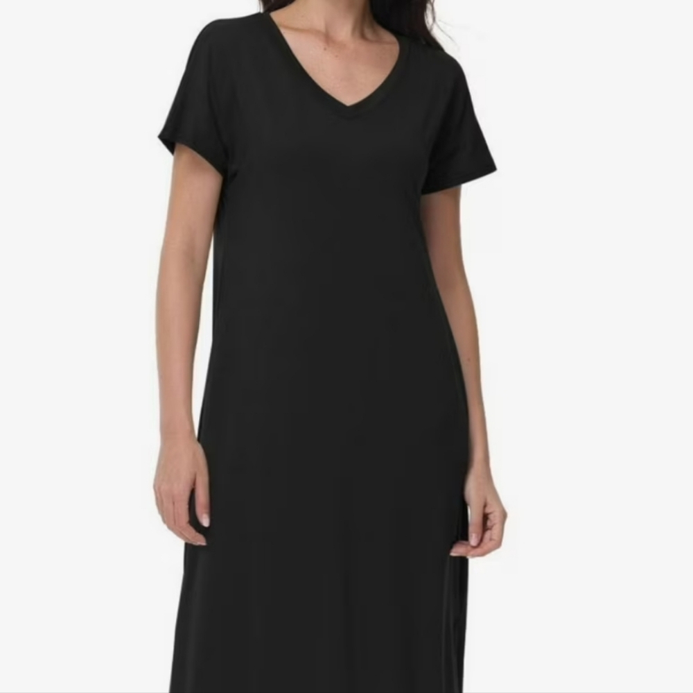 Isaac Mizrahi Black V-Neck Short Sleeve Maxi Tee Dress
